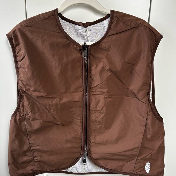 Free People Movement Kacie Reversible Quilted Liner Vest Size Large NWT - Picture 10 of 14